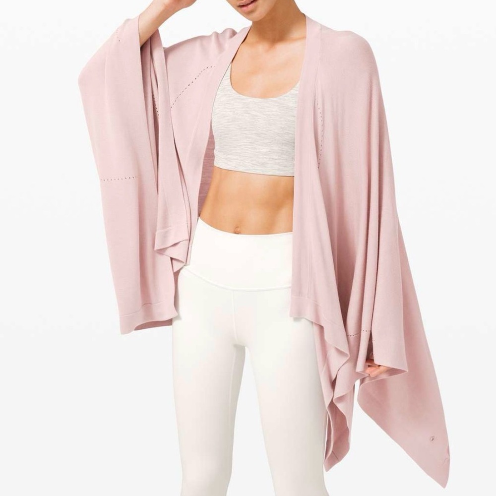 Lululemon Open Mind Wrap - Porcelain Pink Size OS  like New